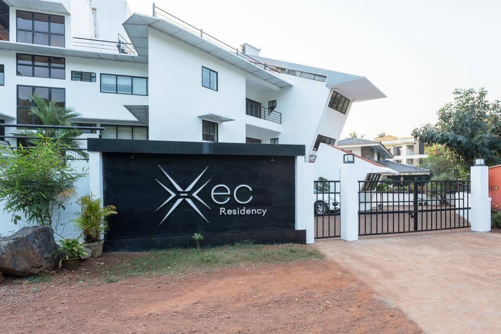 แคปิตัล โอ 37677 Xec เรซิเดนซี Hotel มัดกอน ภายนอก รูปภาพ